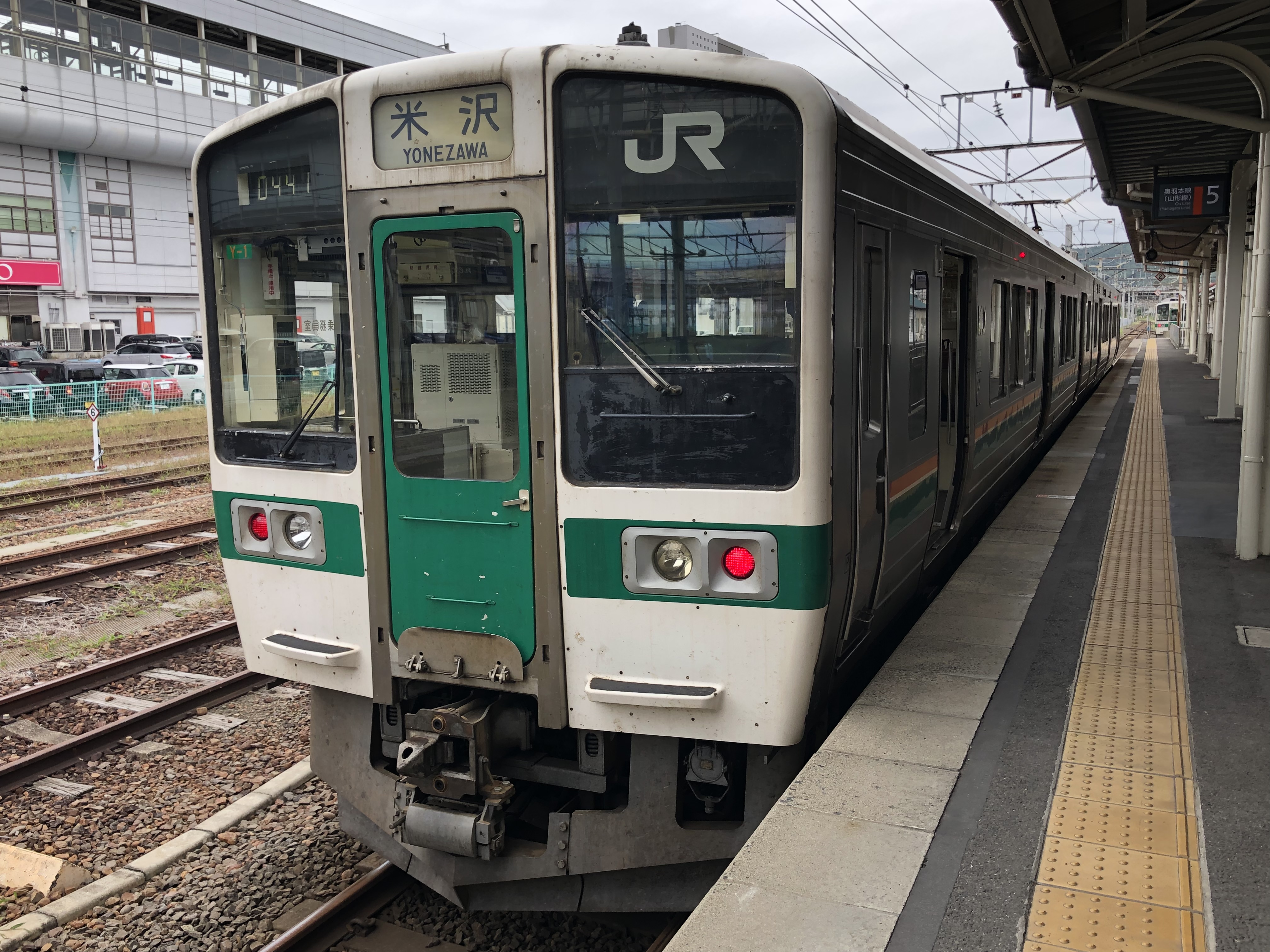 奥羽本線 福島駅から米沢駅まで 普通列車441m 乗車記 車窓から見える景色 板谷峠や峠駅 たまねこトラベル